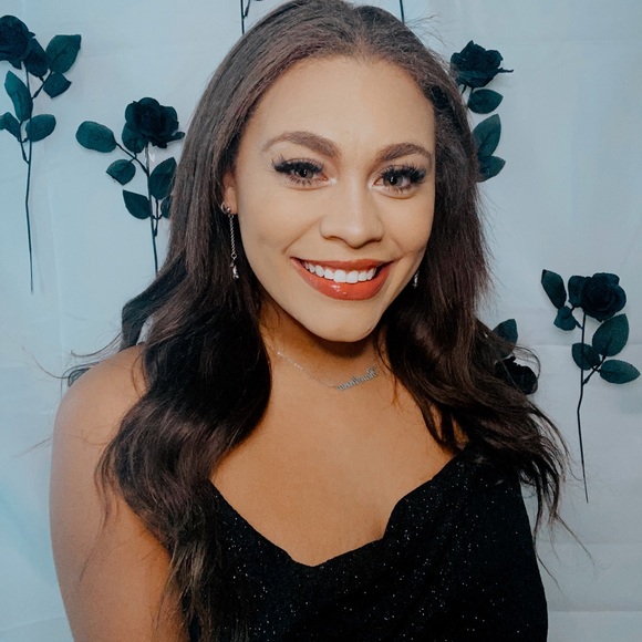 Meet your Posher, RaeAnna - Picture 3 of 3